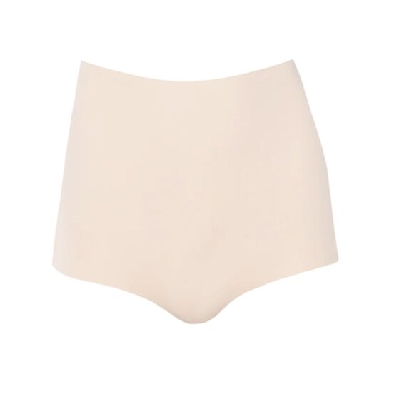 Callie Cosmo Layering High Waisted Stretchy Shorts in White Large - Picture 3 of 6